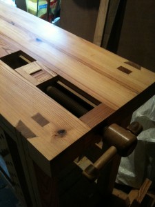 Shows the joints and the wooden shoulder vice made of apple, lignum vitae and hornbeam.